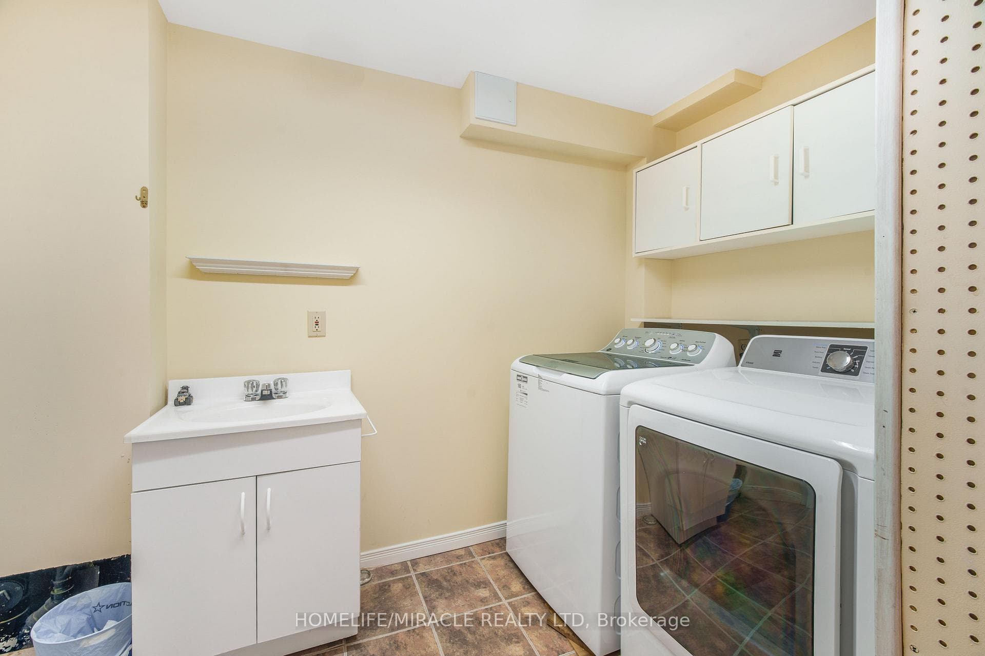 23 Millpond Place photo 39