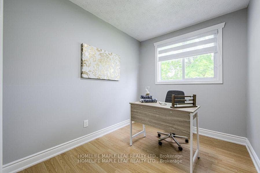 689 Macyoung Drive photo 23