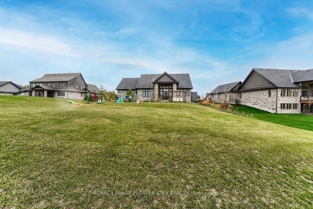 19 Whitcombe Way photo 39