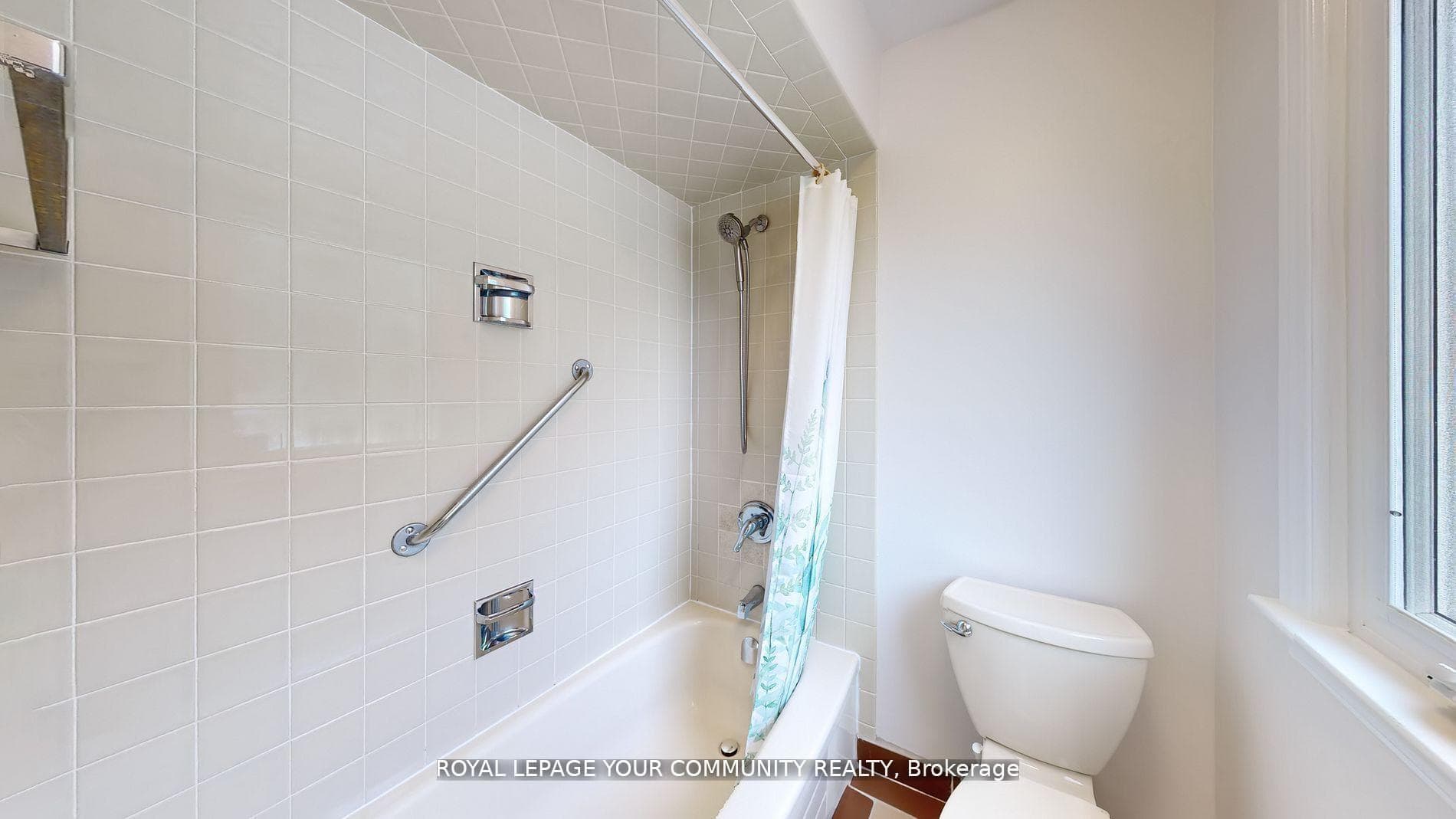 20 Elkpath Avenue photo 25