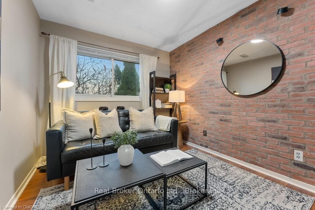 2050 UPPER MIDDLE Road Unit 179 photo 17