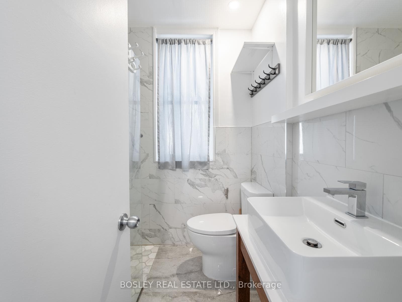 41 Marina Avenue Unit 1 photo 12