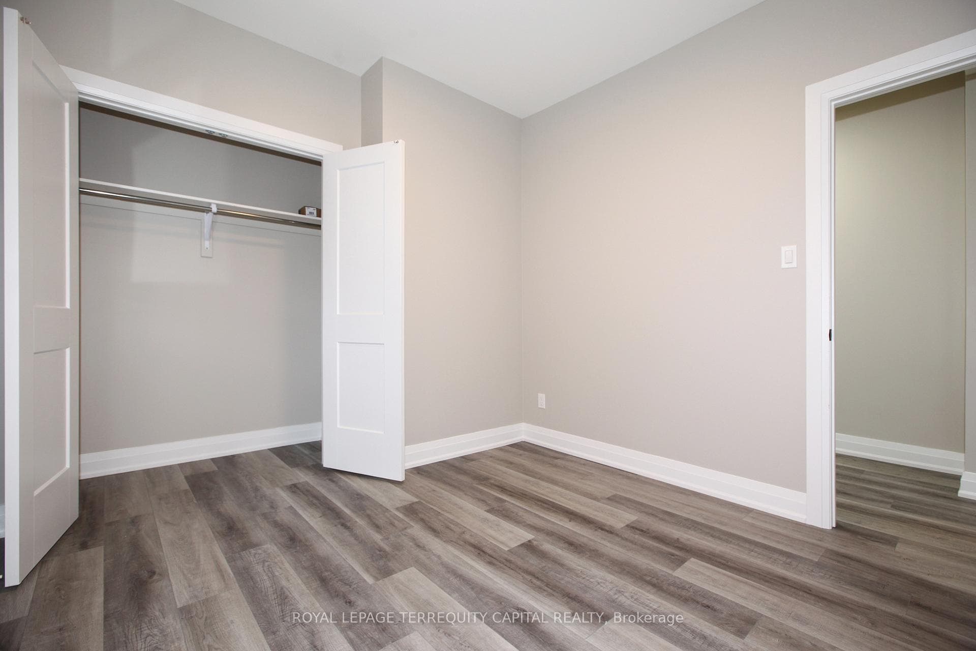 756 Gerrard Street Unit 1 photo 13