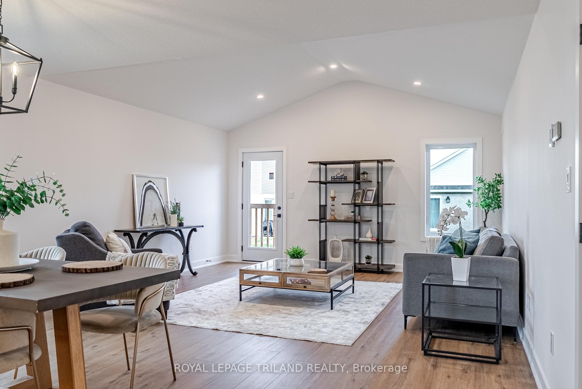 134 Styles Drive photo 32