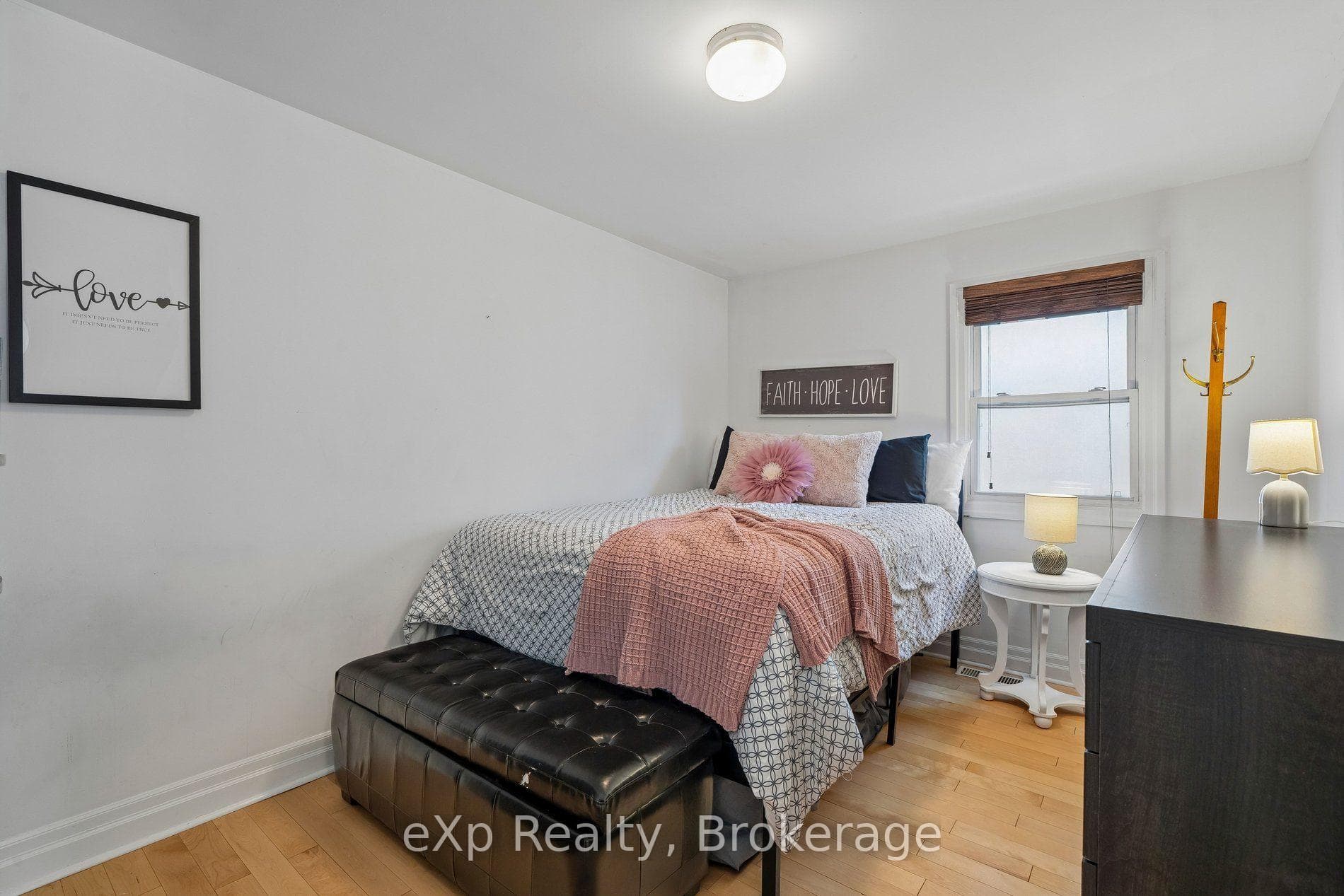 313 Bartlett Avenue photo 27