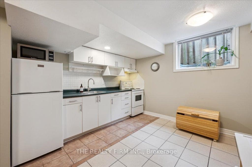 17 Cassino Avenue photo 27