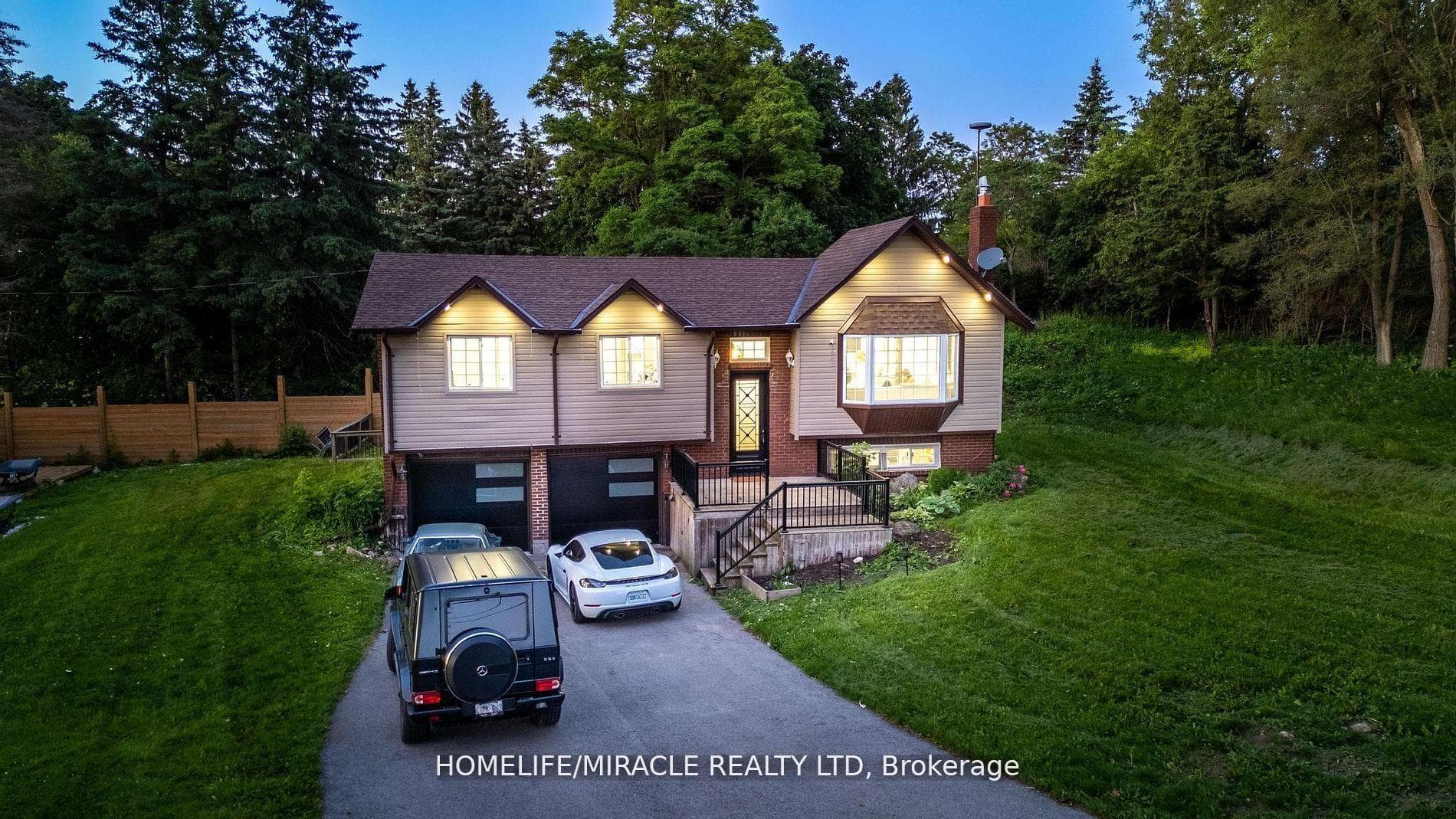 11781 Guelph Line photo 1