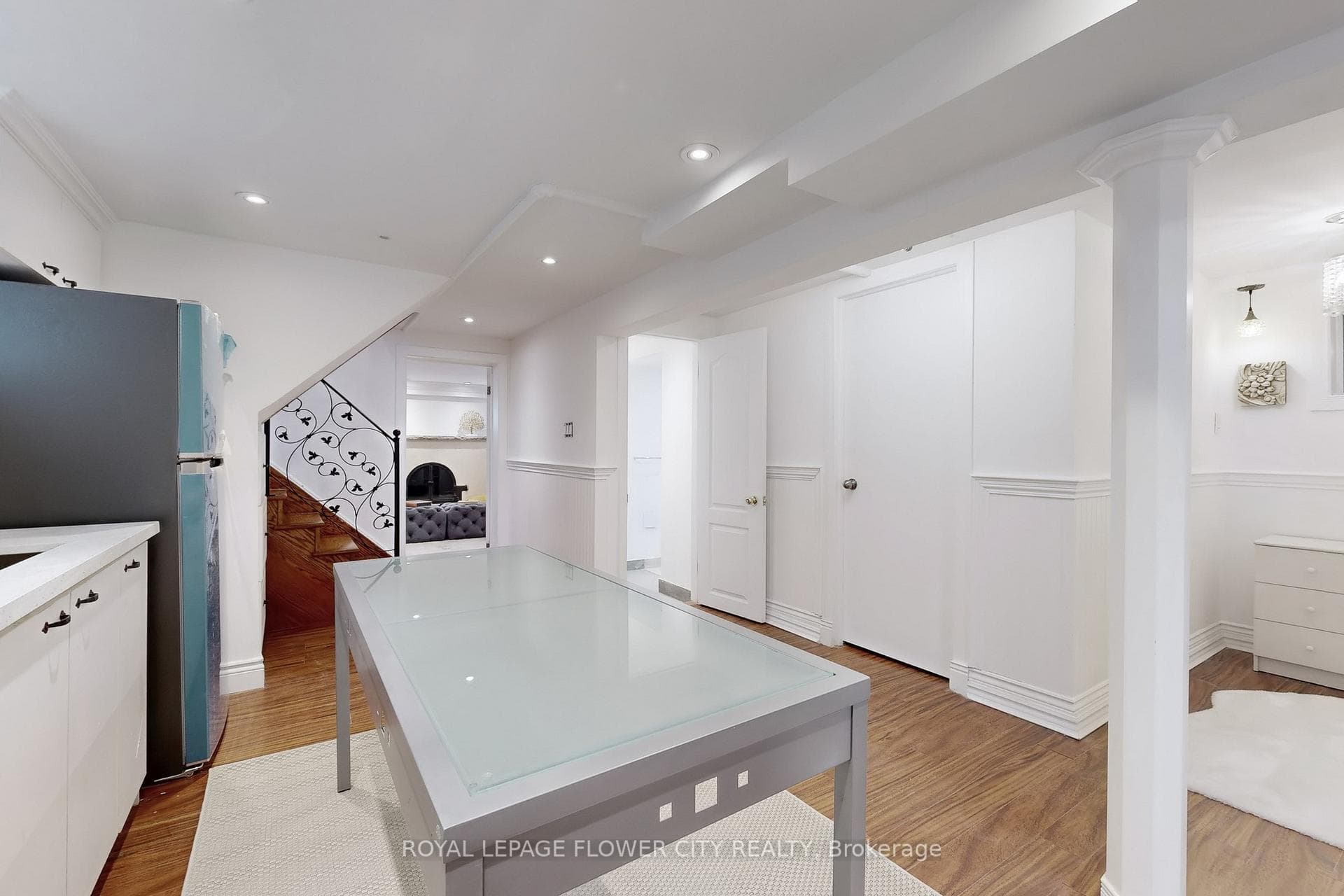 105 Livingstone Avenue photo 26