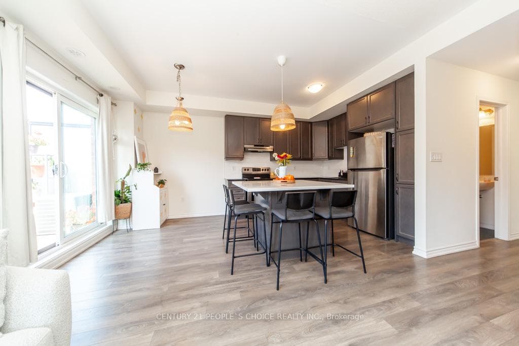 250 Lagerfeld Drive Unit 12 photo 18