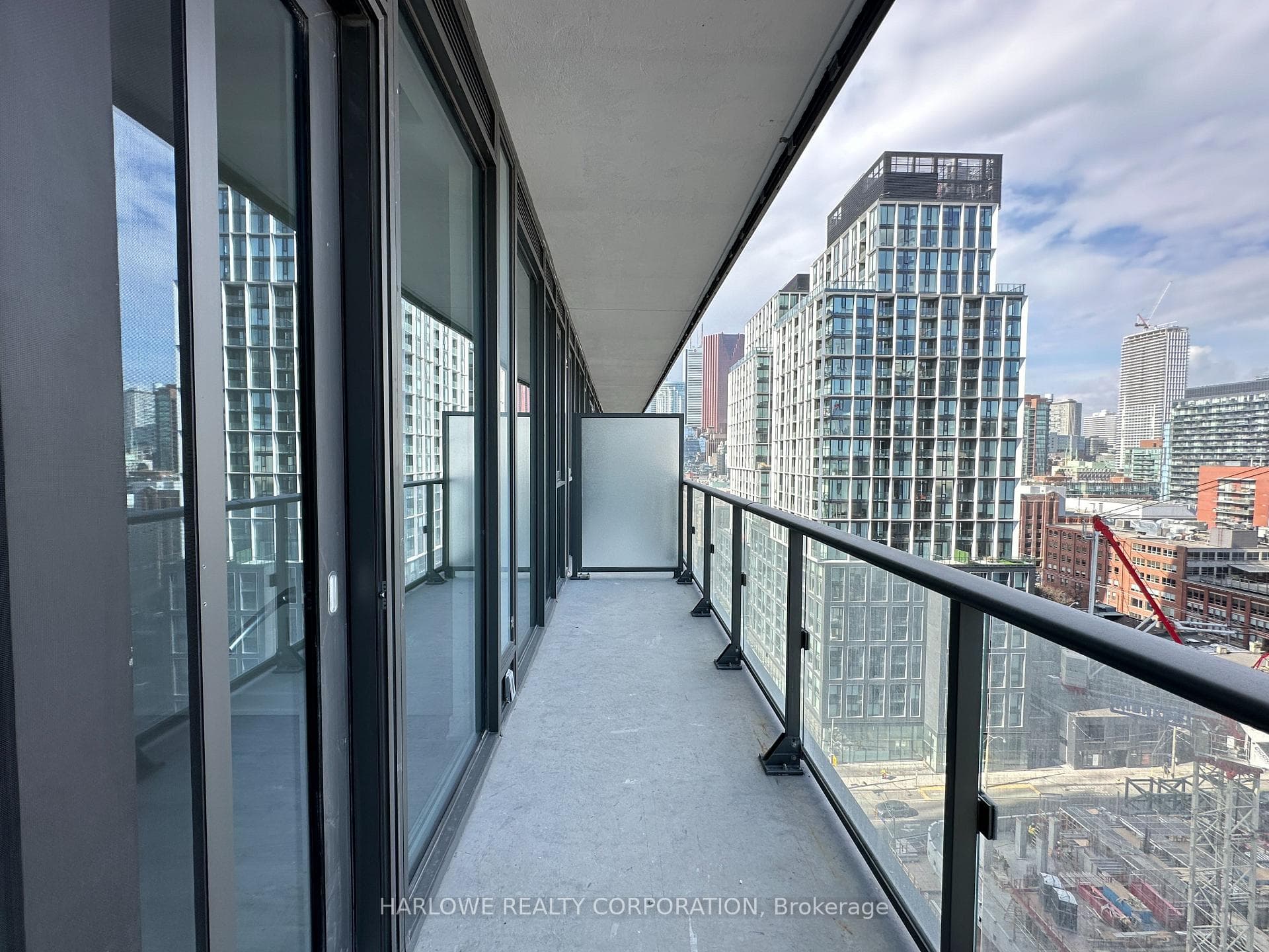 135 Lower Sherbourne Street Unit 1577 W photo 9