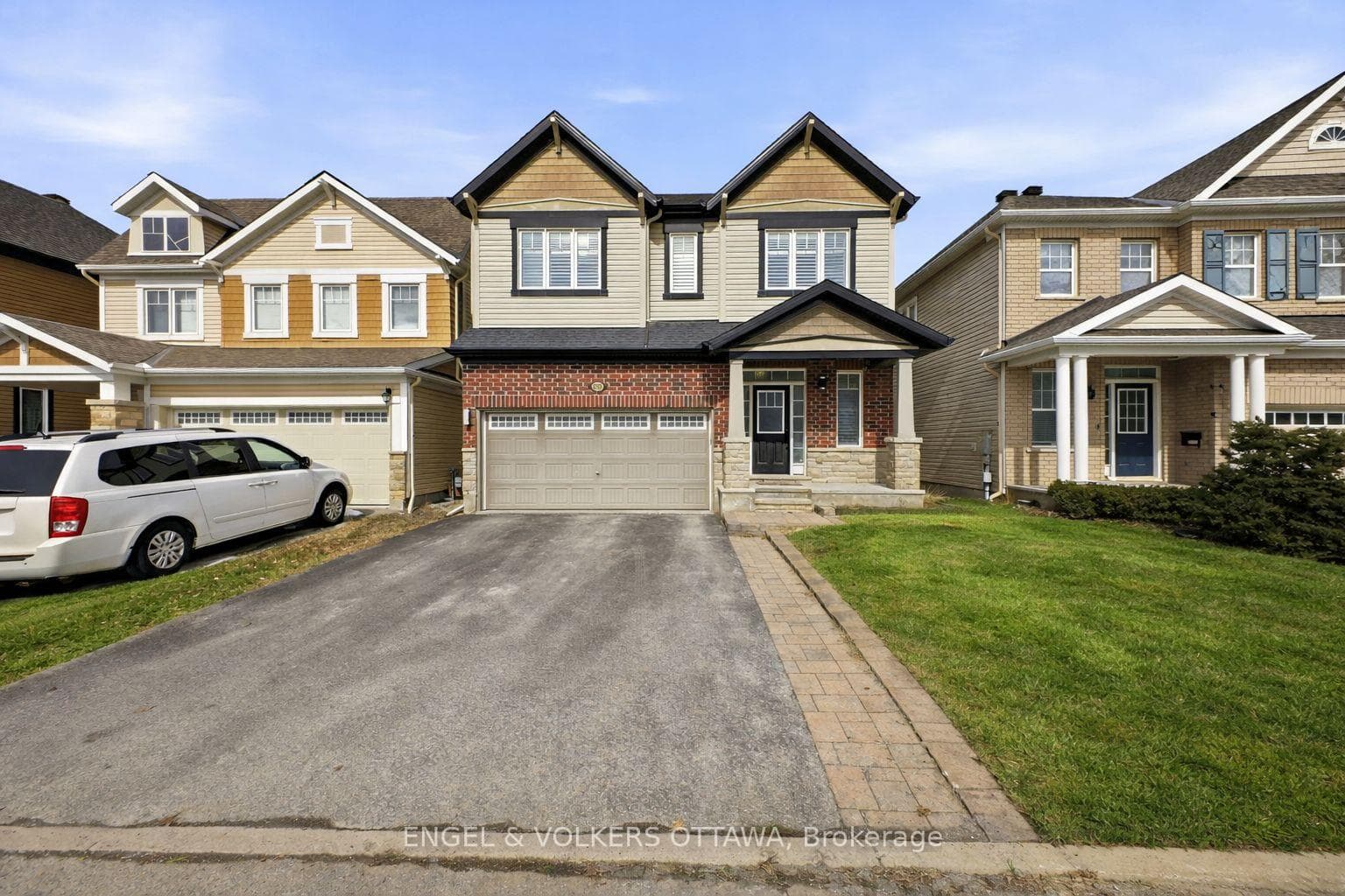 252 Rue Des Soldats Riendeau Street photo 2