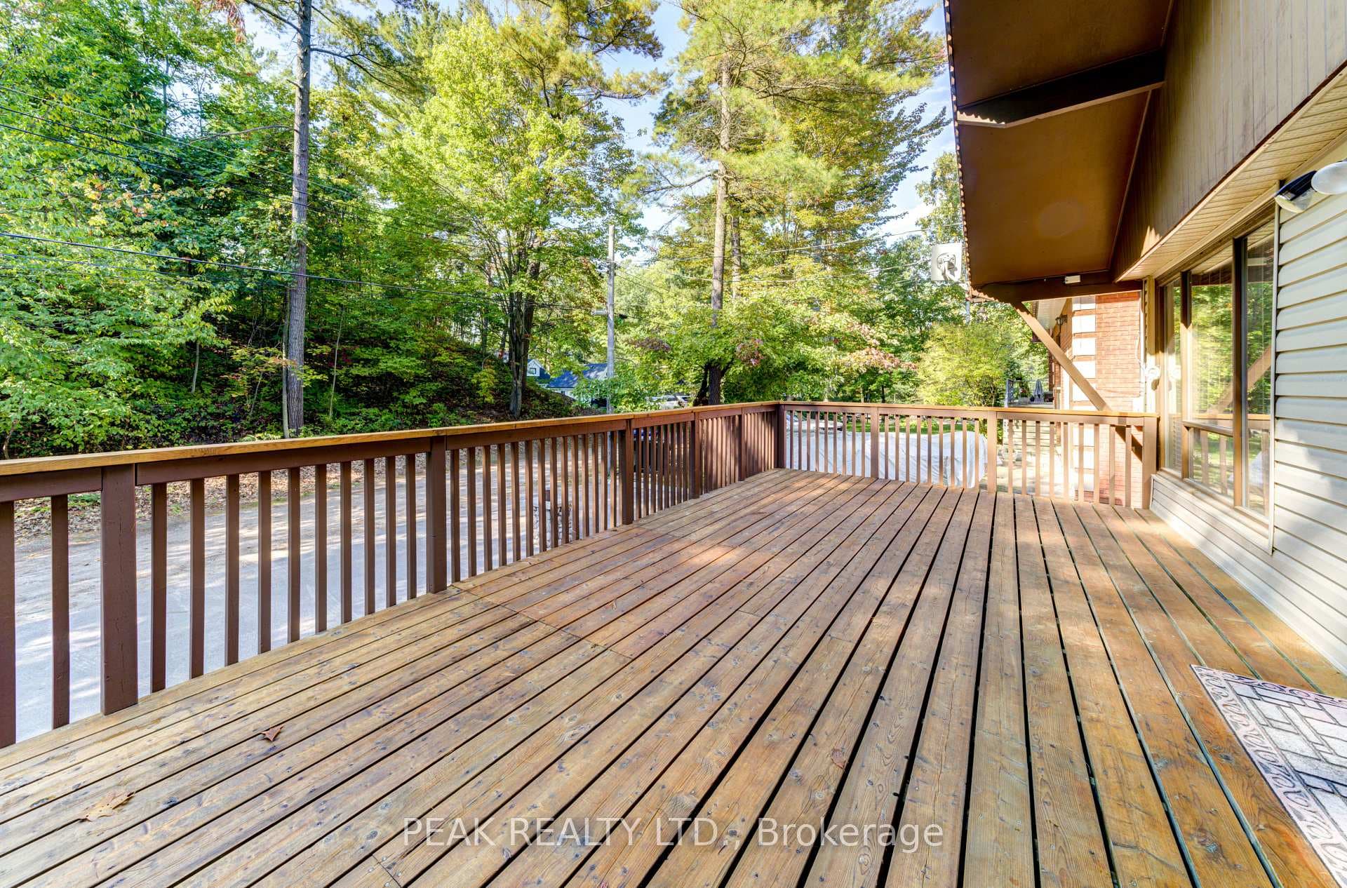 11 Glen Avenue photo 4