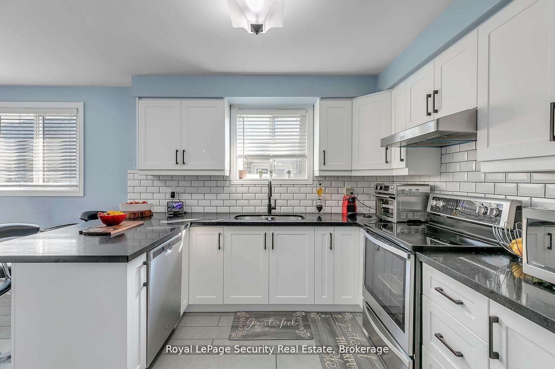 479 Britannia Avenue photo 15