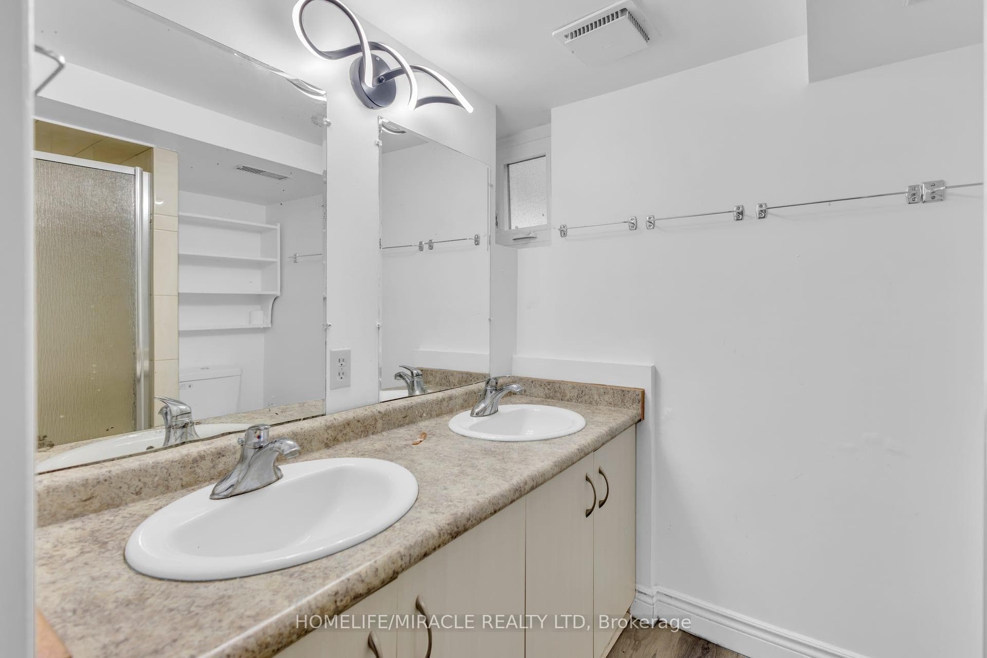 72 Massey Avenue photo 34