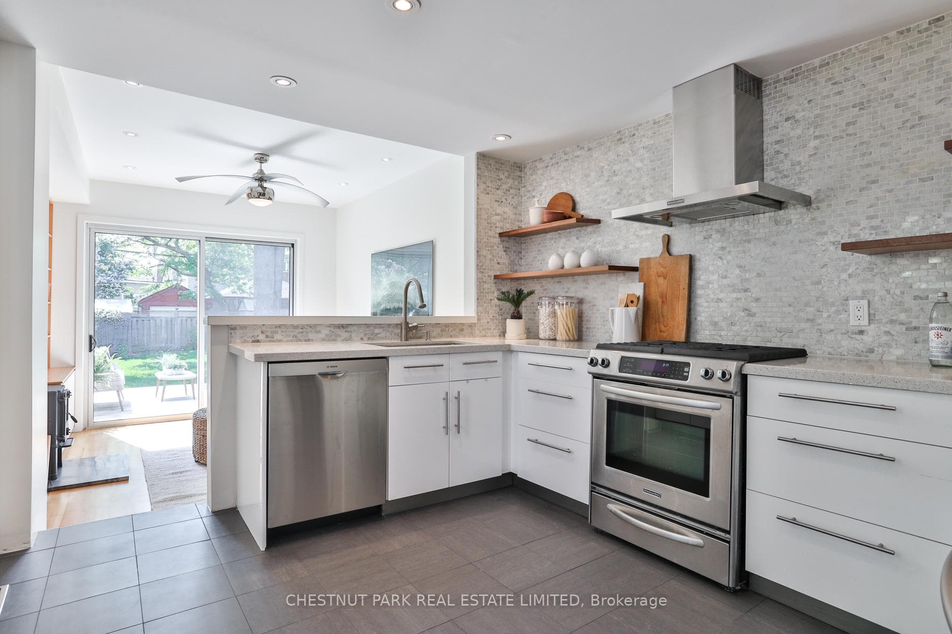 100 Woodycrest Avenue photo 10