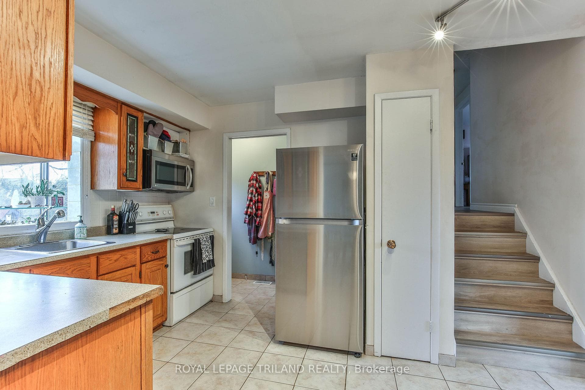 5 Dyer Street photo 9
