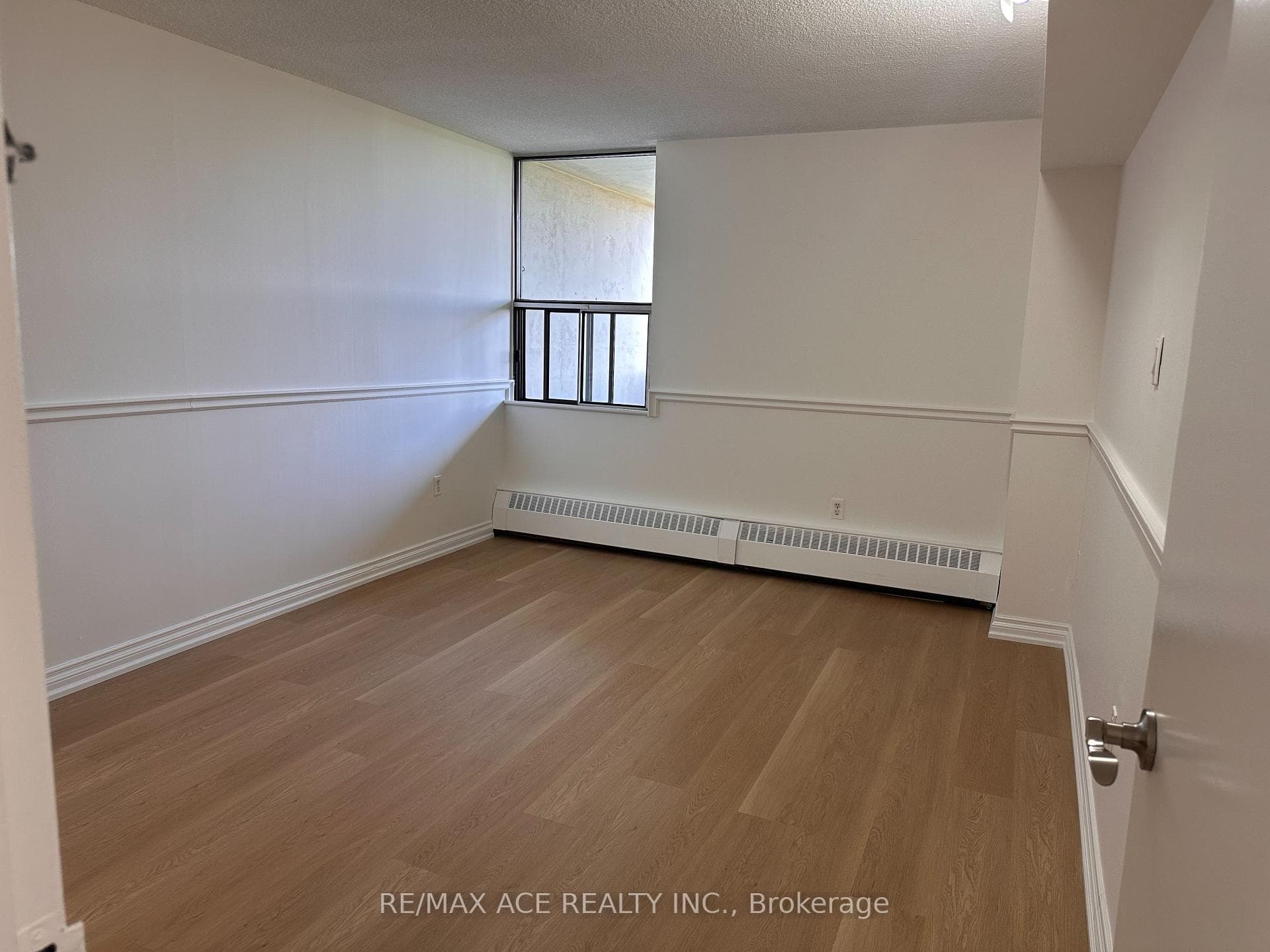 25 Sunrise Avenue Unit 506 photo 13