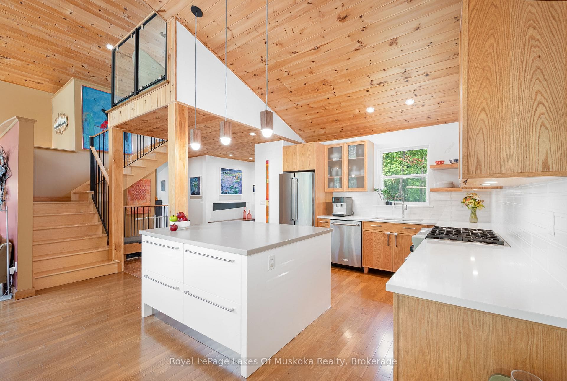 Island with 2 drawer refrigeration