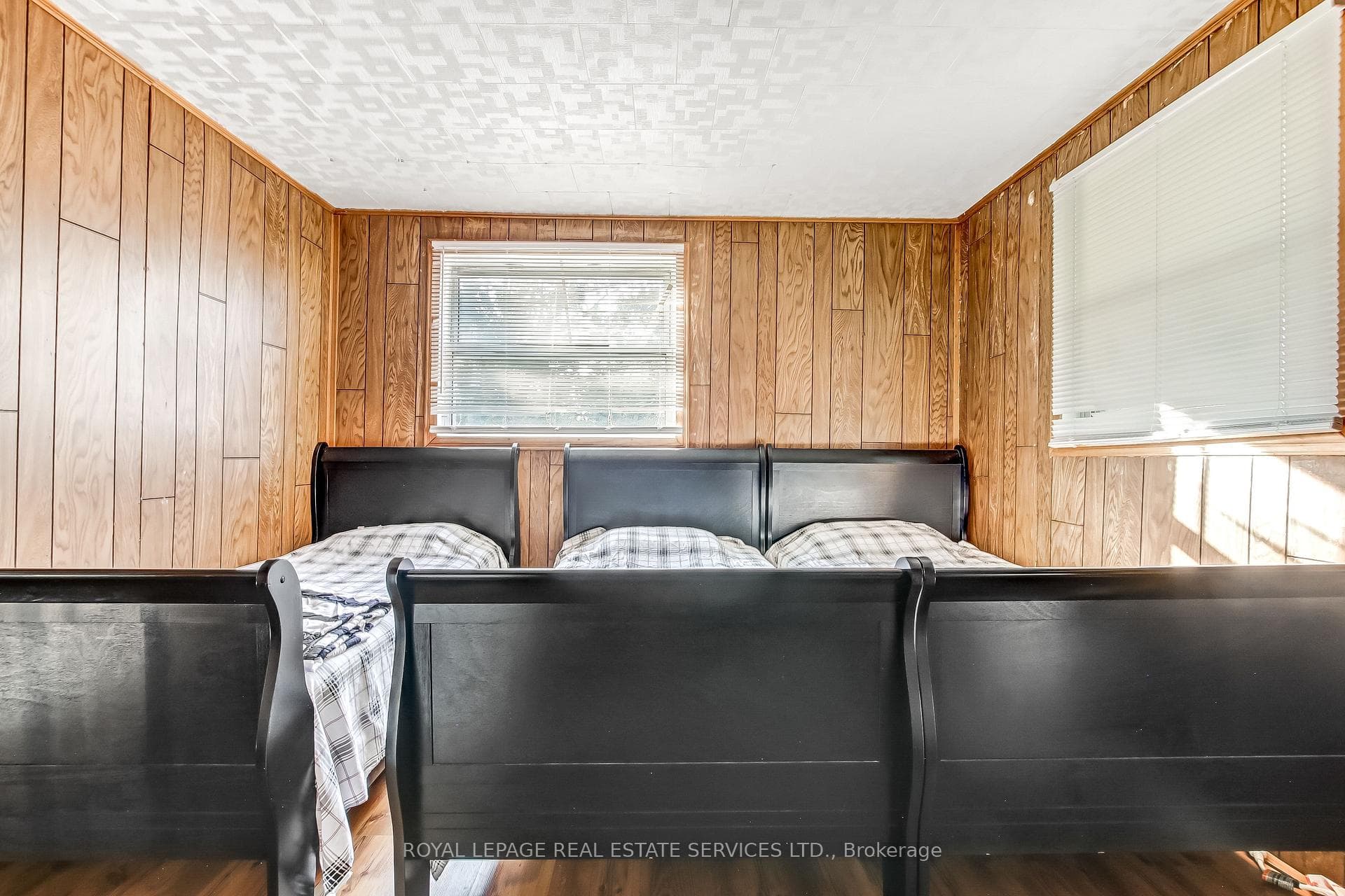 20 Bayview Avenue photo 11