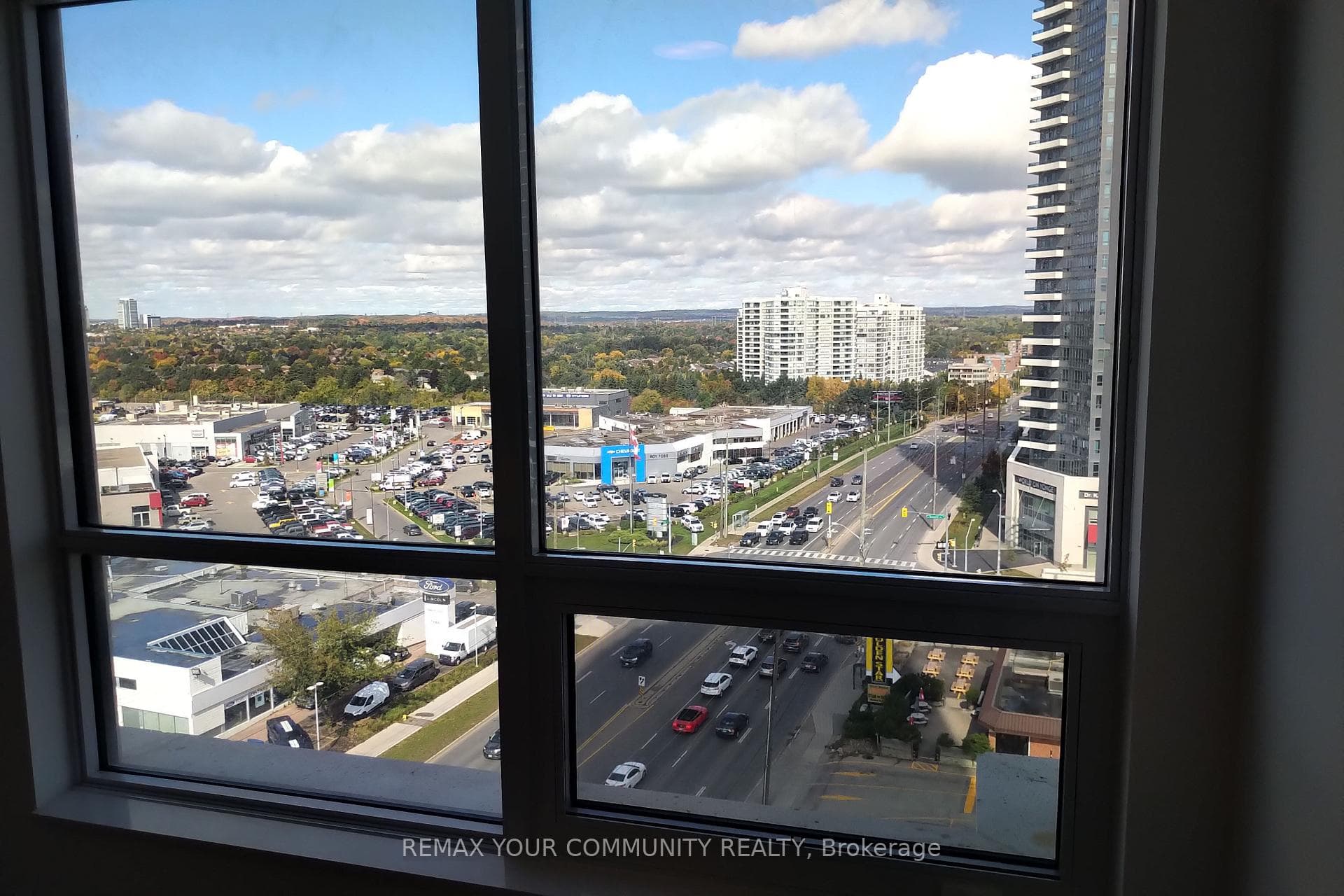 1 Grandview Avenue Unit 1103 photo 4