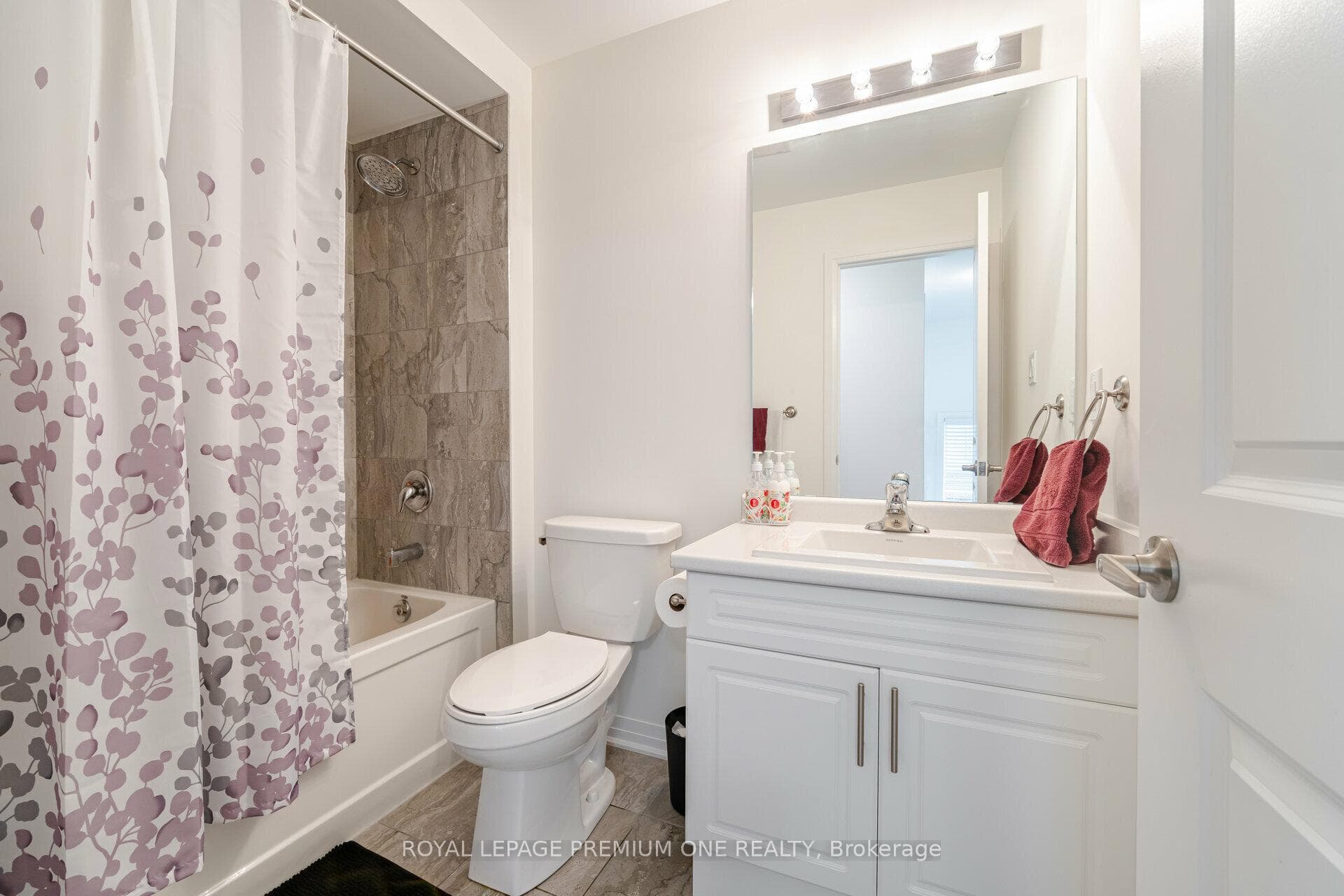 48 Casserley Crescent photo 31