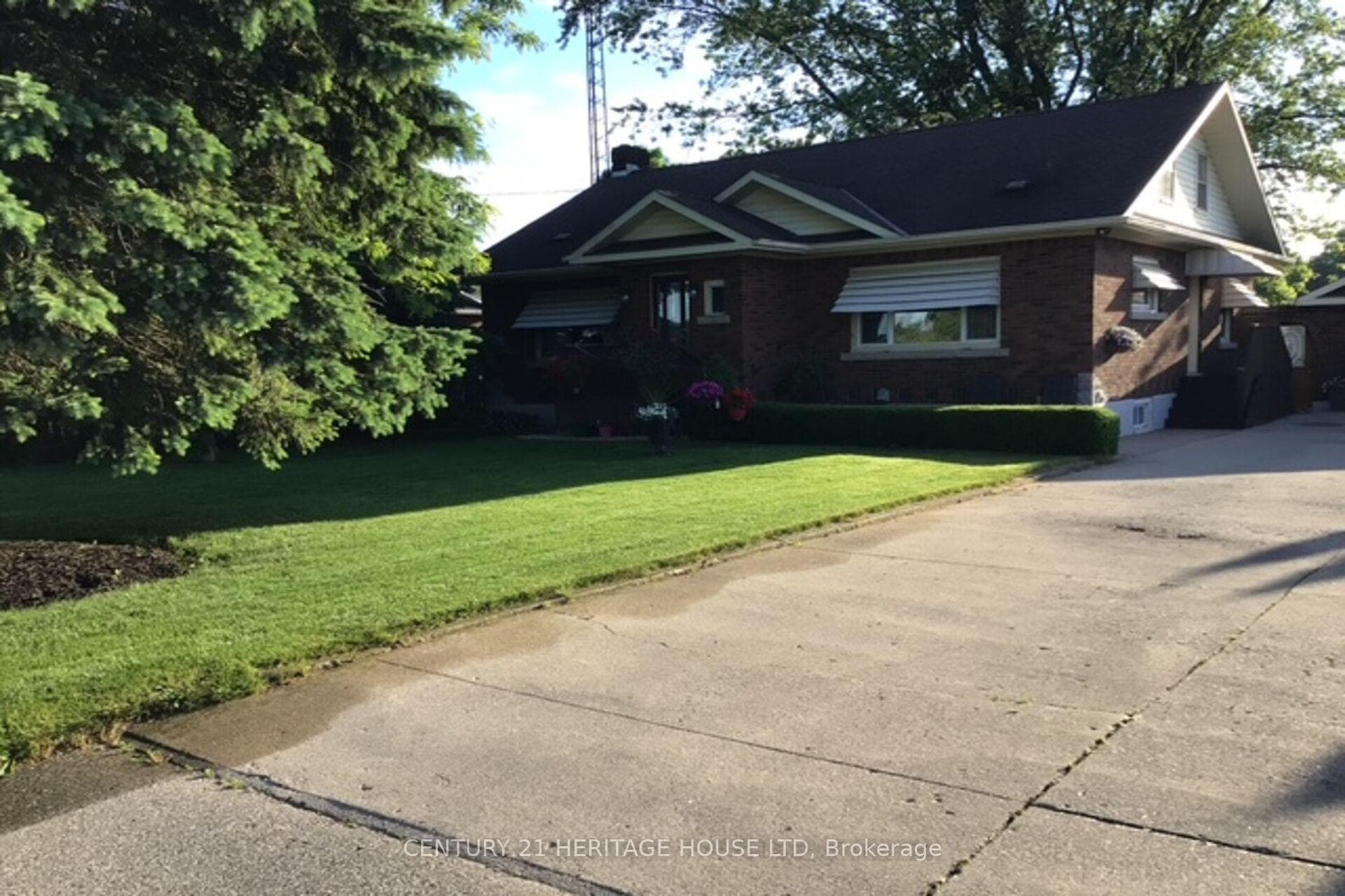 8835 Plank Road photo 2
