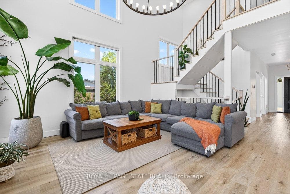4286 Victoria Avenue photo 12