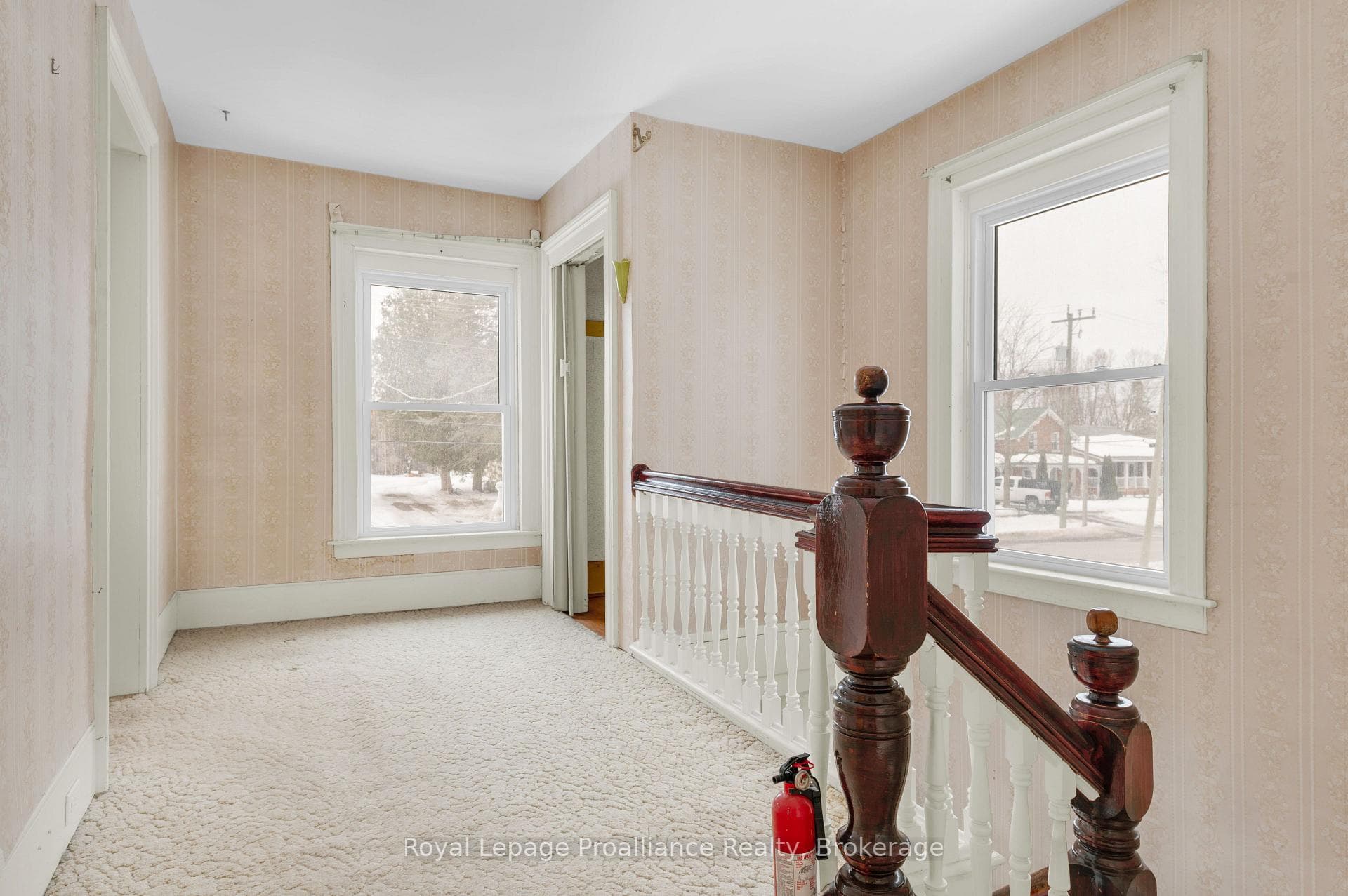 184 Edward Street photo 31