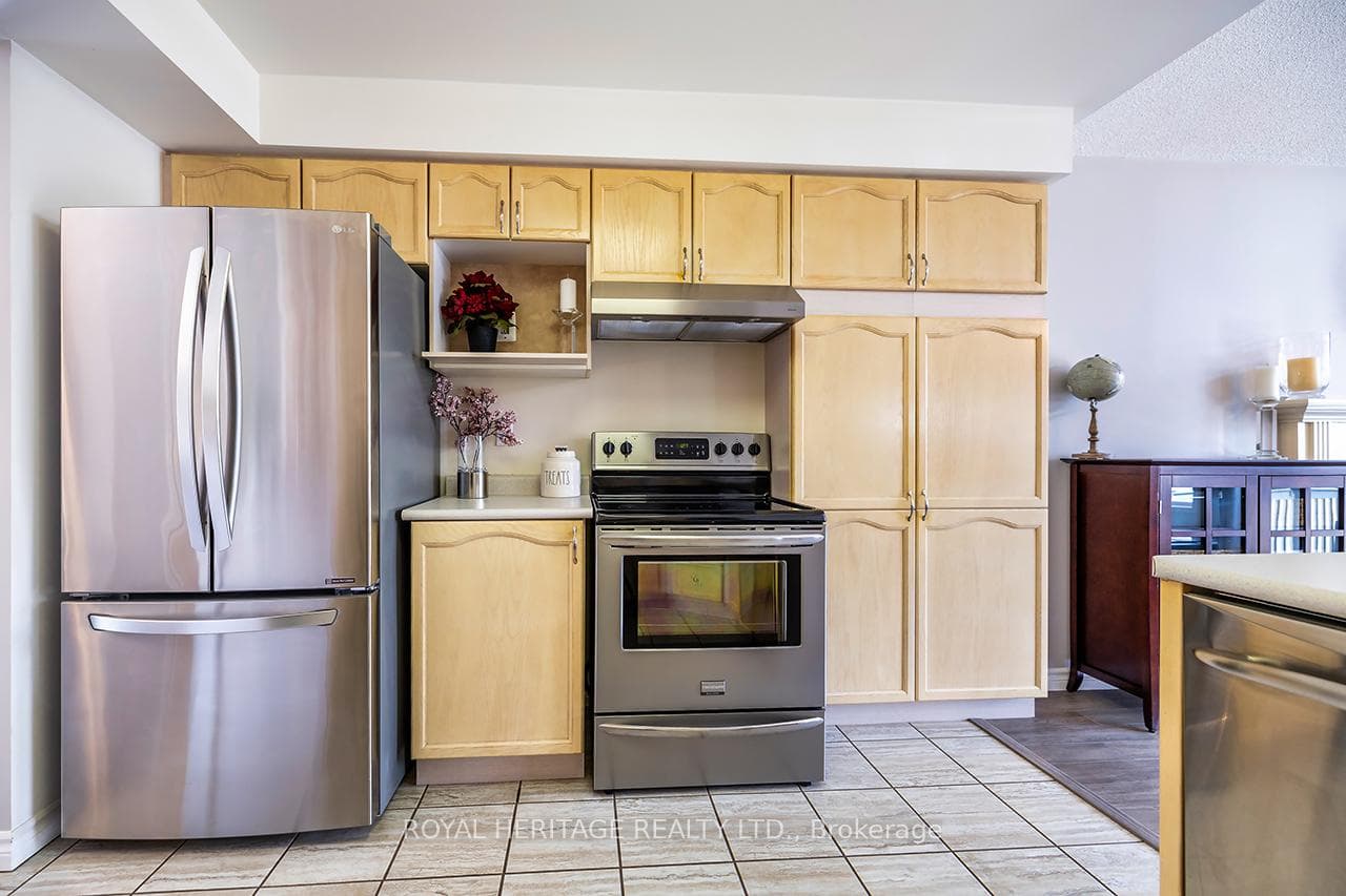 457 Safari Drive photo 15