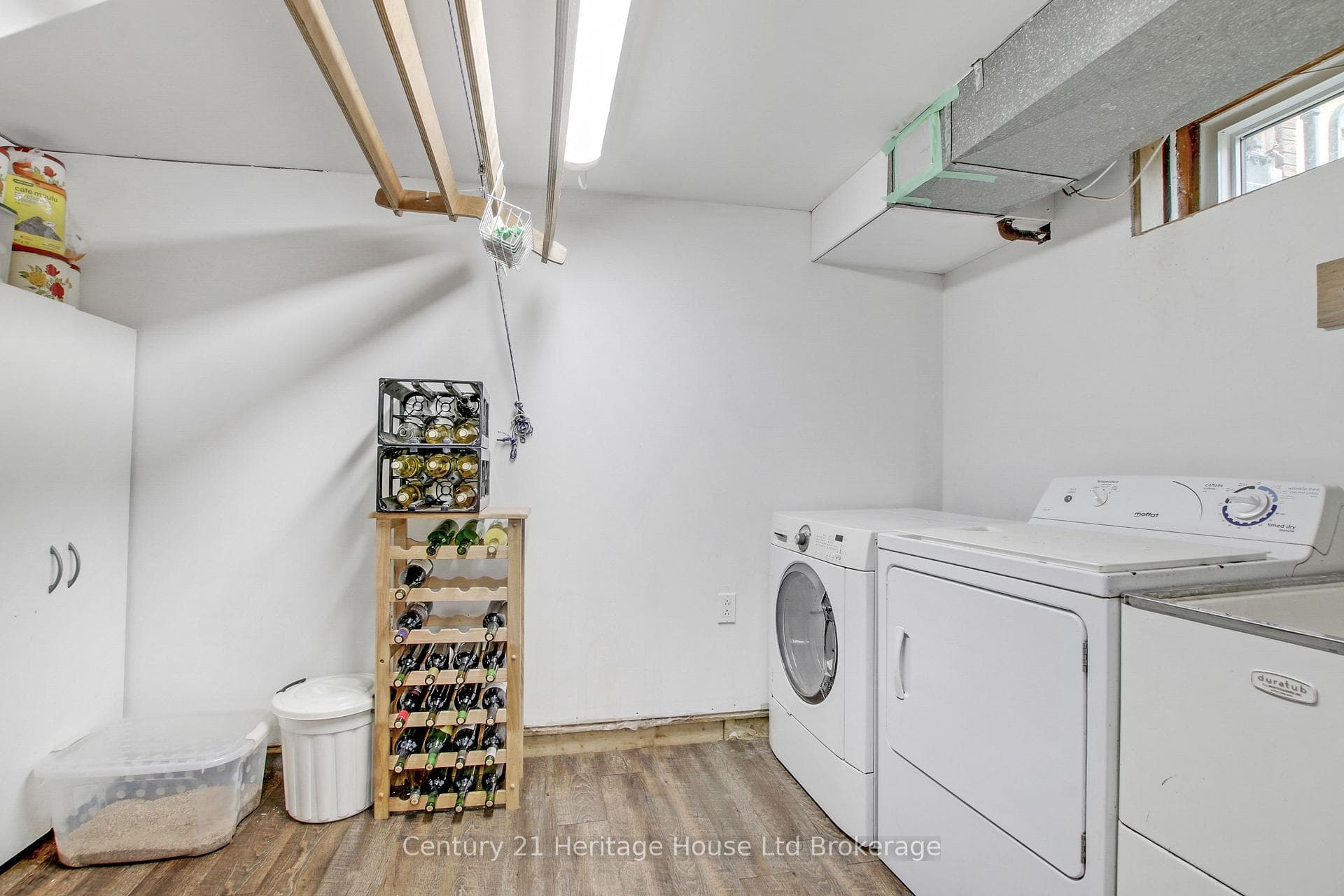 683 College Avenue photo 20