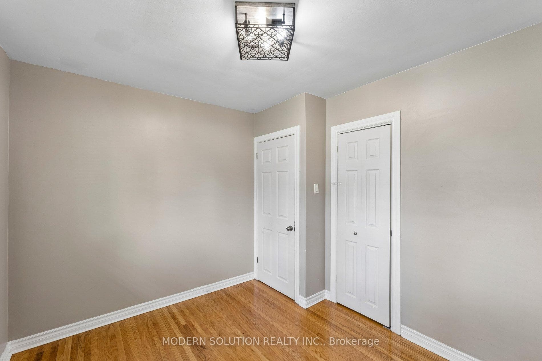 61 Godfrey Drive photo 25