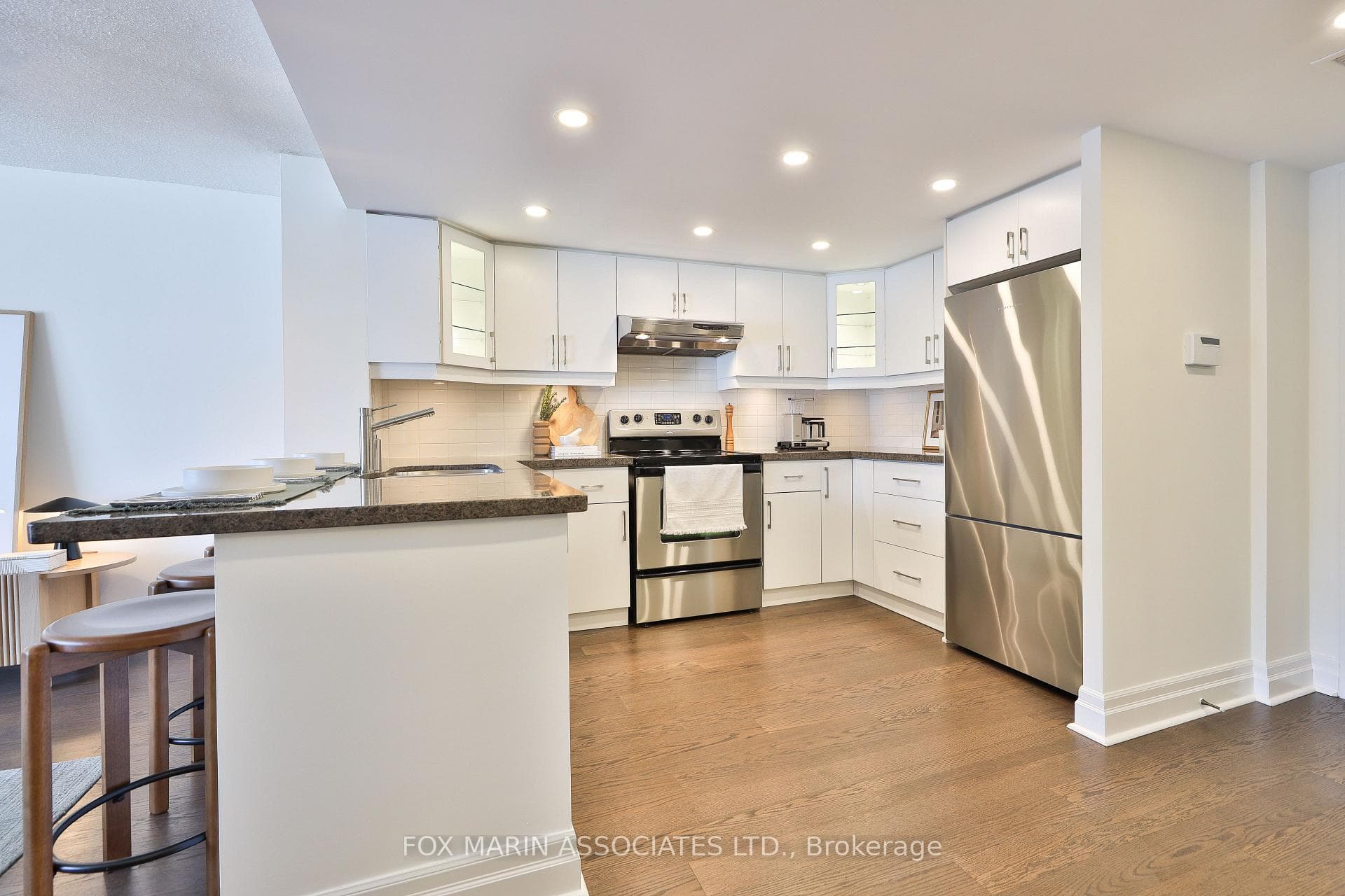 701 King Street Unit 1013 photo 10