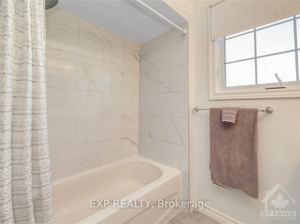 3338 SOUTHGATE Road photo 14