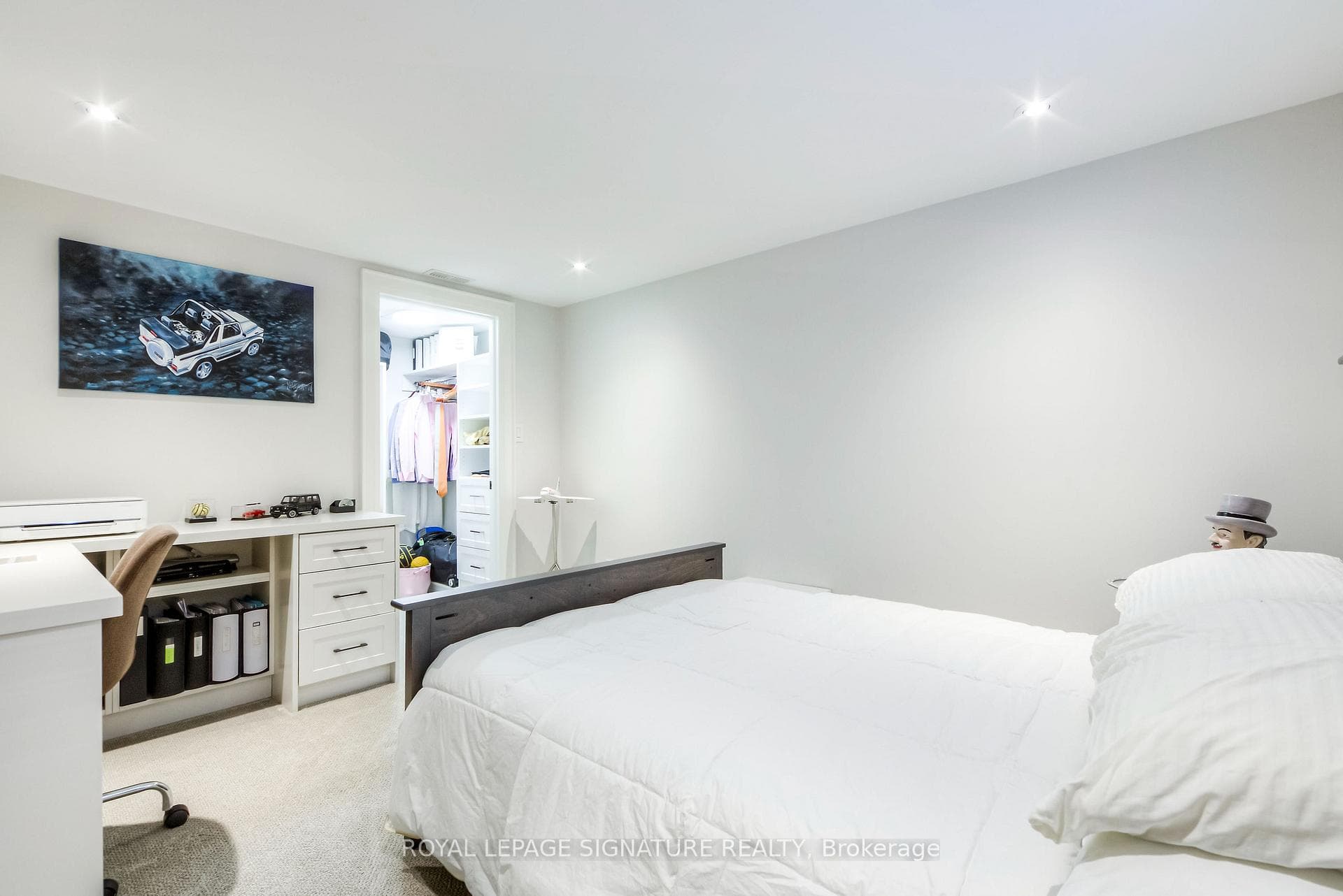 294 Robinson Street photo 21