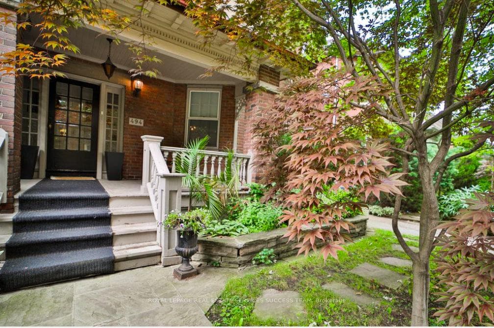 494 Summerhill Avenue Unit Main photo 1