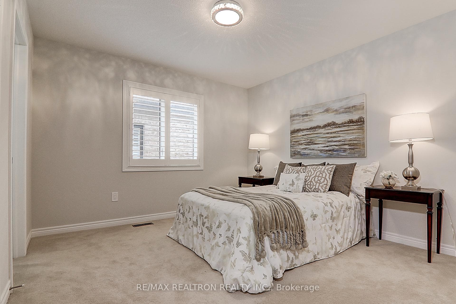 71 Collier Crescent photo 33