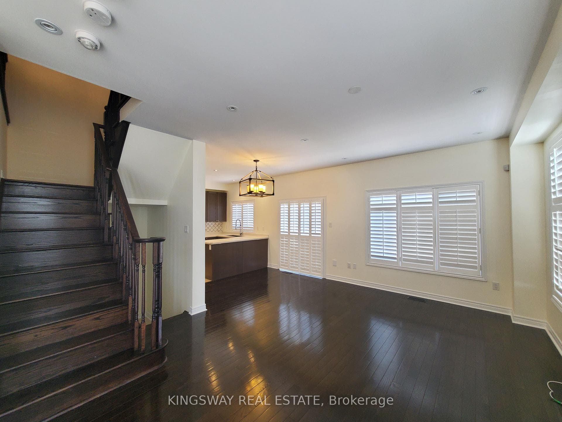 1450 Laurier Avenue photo 10