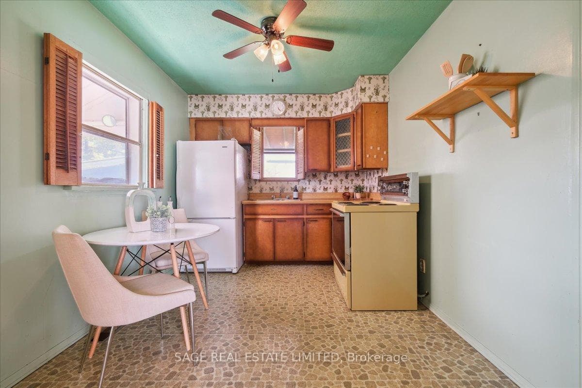 124 Judson Street photo 18