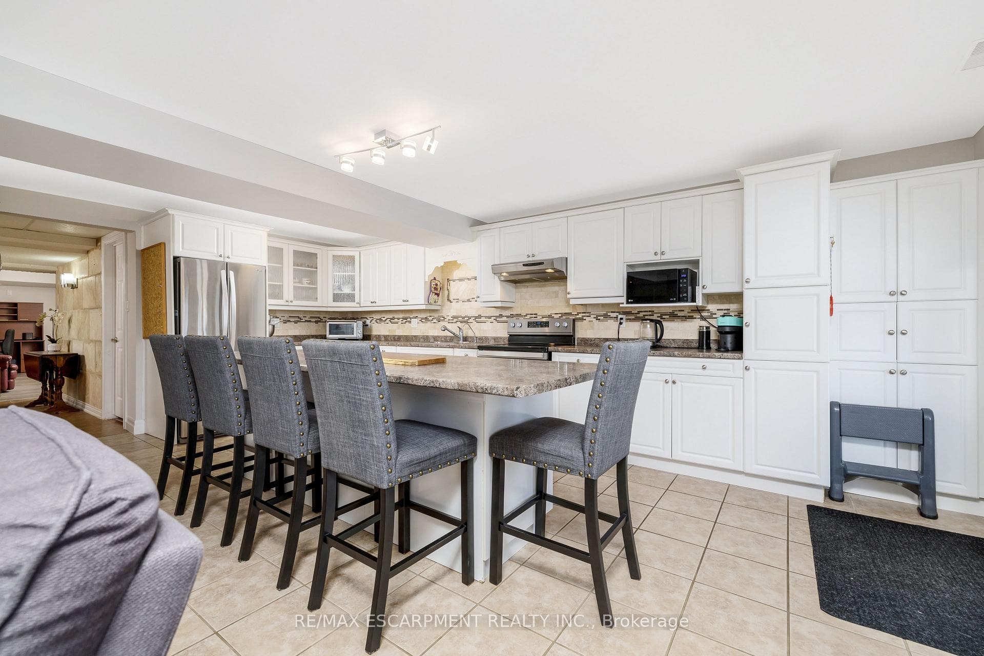 168 Parkinson Drive photo 25