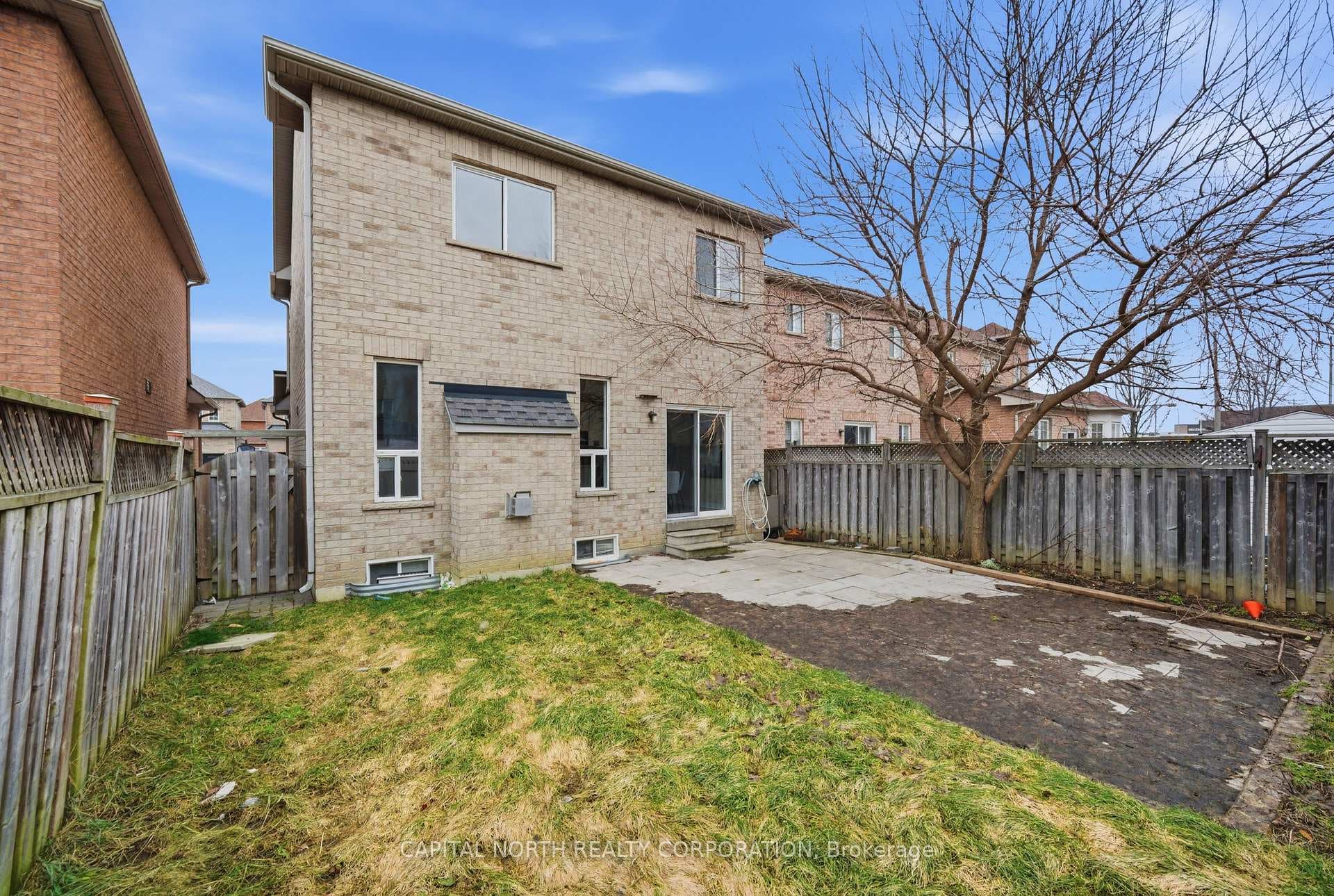 74 Bullrush Drive photo 40