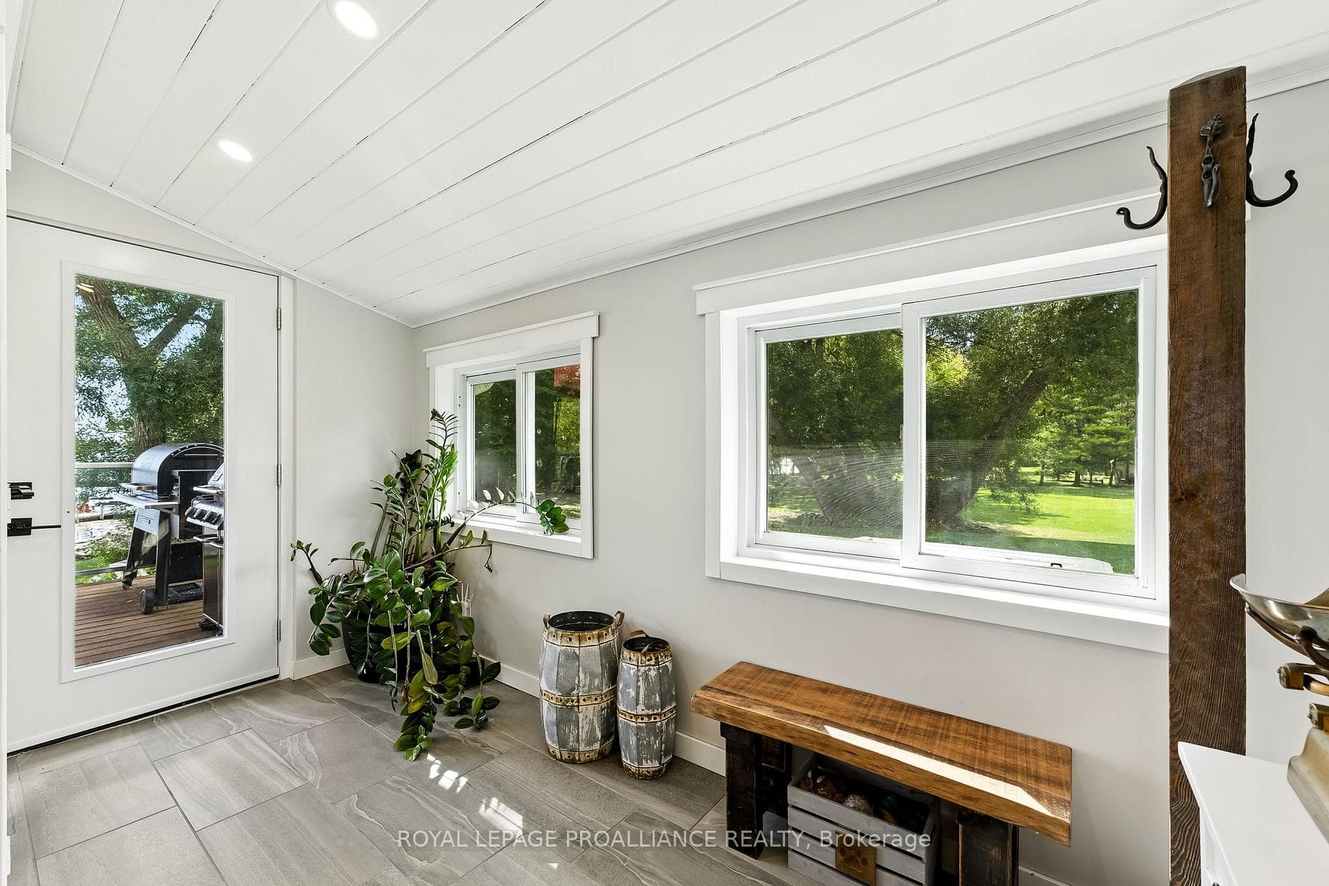 97 Manley Drive photo 6