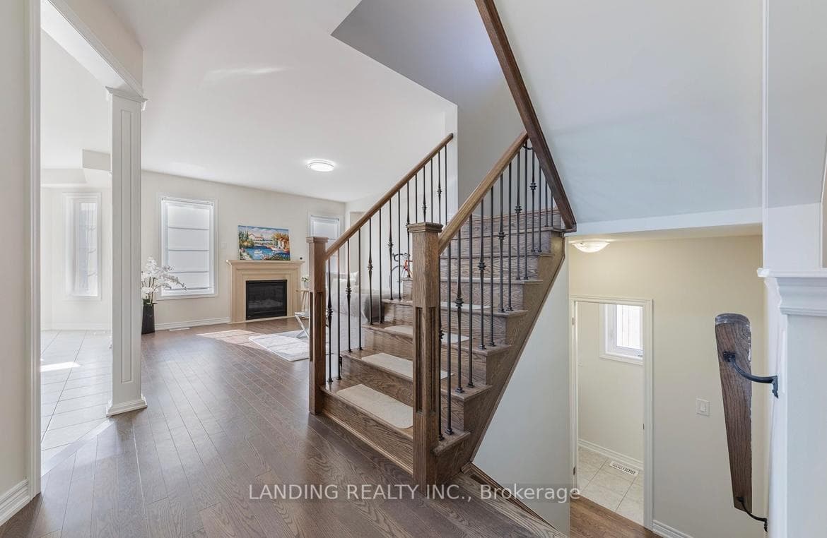 39 Bolsby Court photo 17