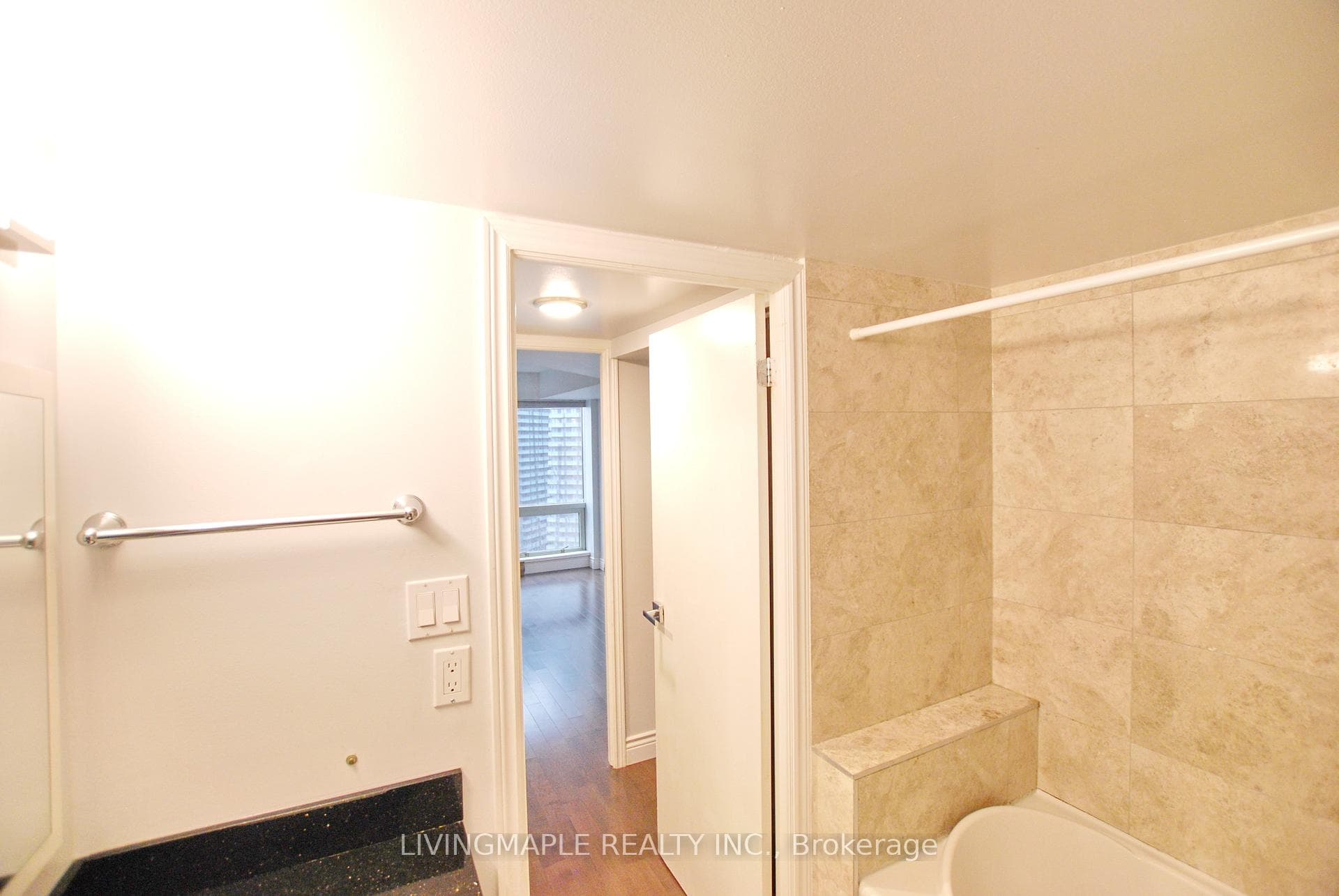 1001 Bay Street Unit 2102 photo 9