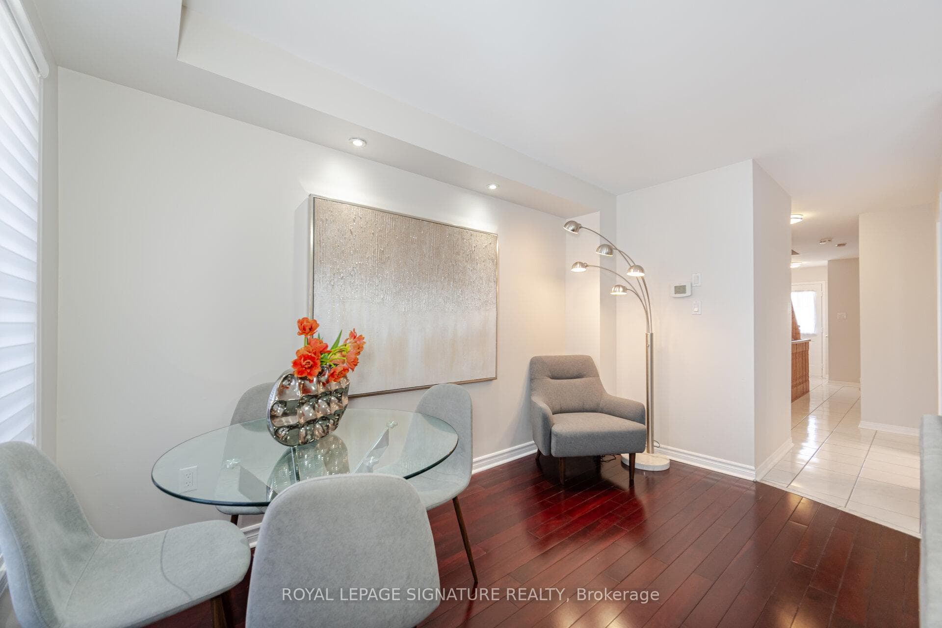 22 Larissa Court photo 17