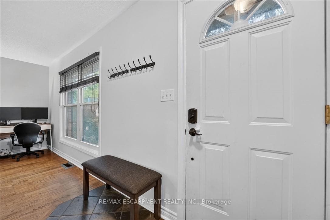 156 St Catharines Street Unit 6 photo 6