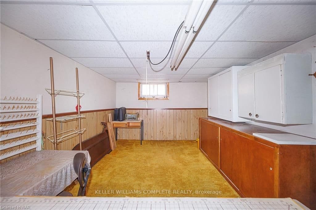 61 LINDEL Crescent photo 17