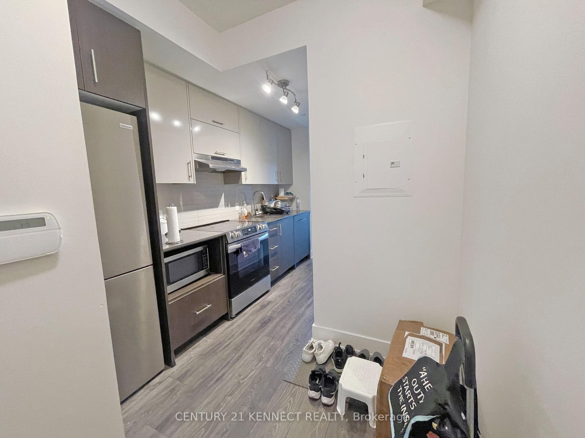 188 Fairview Mall Drive Unit 1505 photo 8