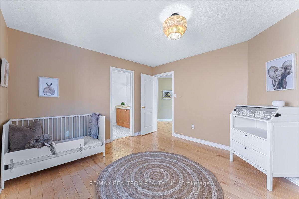 230 Sawmill Valley Drive photo 26
