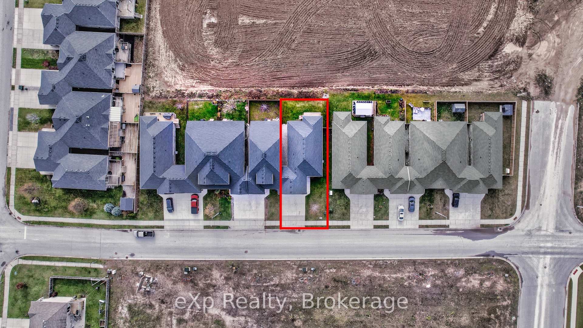 494 Ivings Drive photo 2
