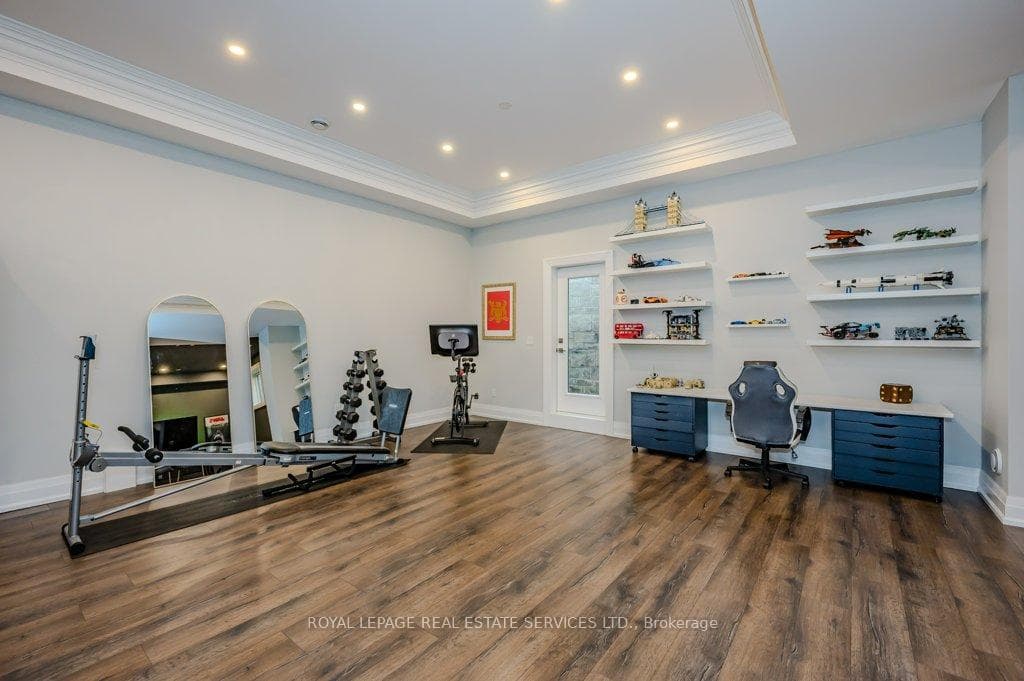 Oversized Recreation Room w/Luxury Vinyl Flooring